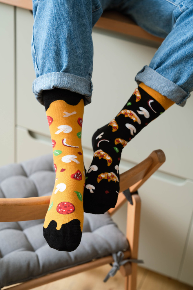 Kojinės Pizza 079-A055 Juoda