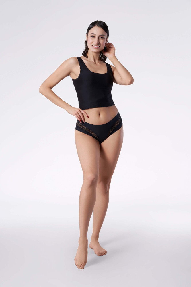 Kelnaitės Kiss Braziliško kirpimo Juoda