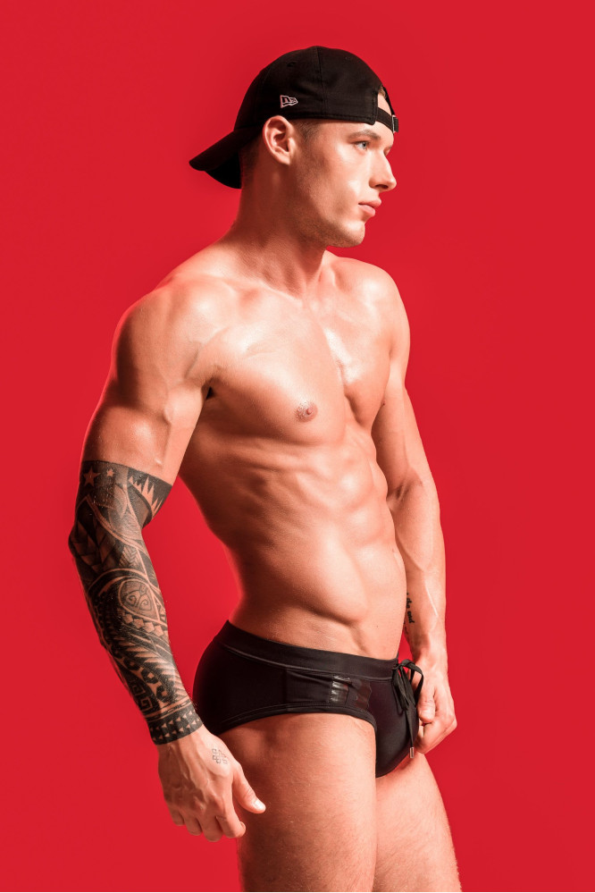 Maudymosi šortai Aero Juoda (kišeninė Push-up)