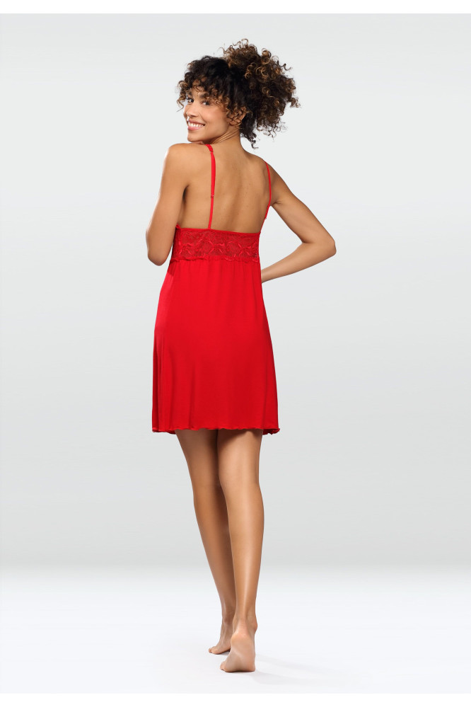 Naktinukai Zuza Raudona