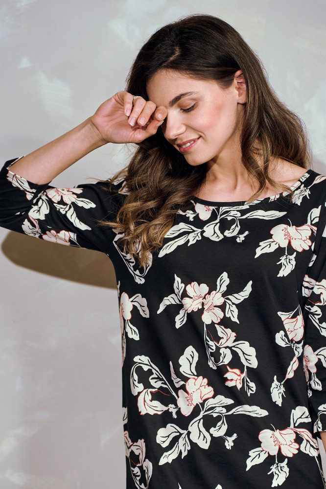 Marškinėliai Charlotte 3233 Juoda